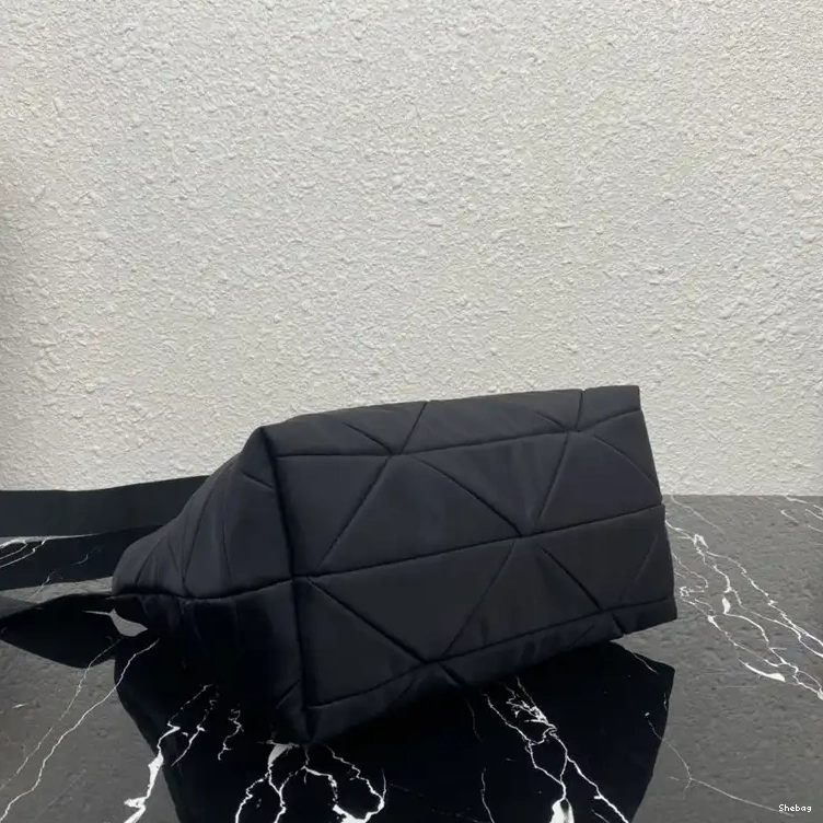 2112DJ0029 Prada Bag 0711